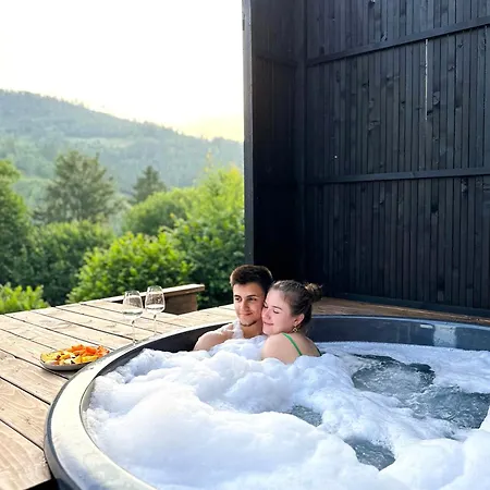 Holiday home Mirest - в горах із чаном-джакузі Slavske