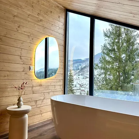 Holiday home Mirest - в горах із чаном-джакузі