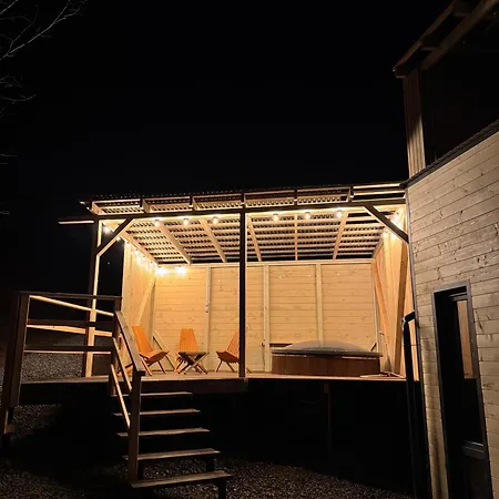 Holiday home Mirest - в горах із чаном-джакузі