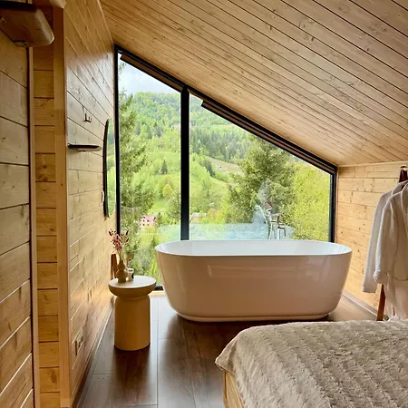 Mirest - в горах із чаном-джакузі