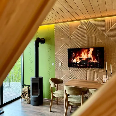 Mirest - в горах із чаном-джакузі Holiday home *