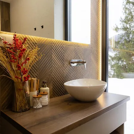 Mirest - в горах із чаном-джакузі *