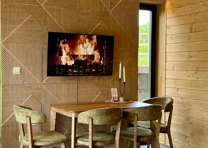 Holiday home Mirest - в горах із чаном-джакузі *